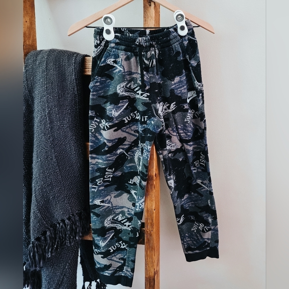 3/$20 Nike Joggers – Black + Gray Graphic Camo Print (Youth XL)